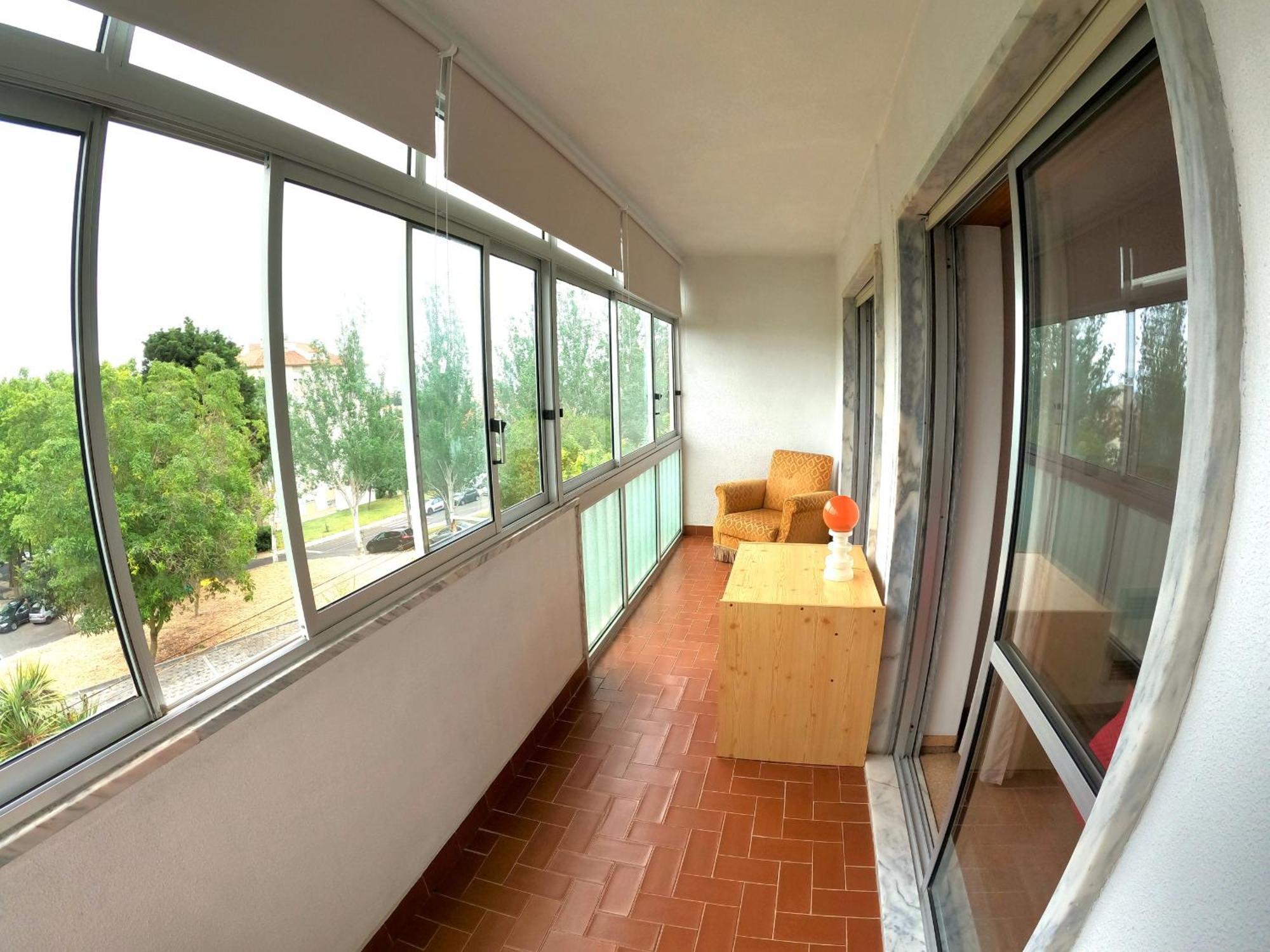 Carcavelos Very Spacious 3 Bedroom Apartment Cascais 圣多明戈德拉纳 外观 照片